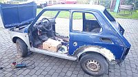 fiat_126_prace_blacharskie